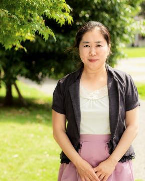 小林　香織