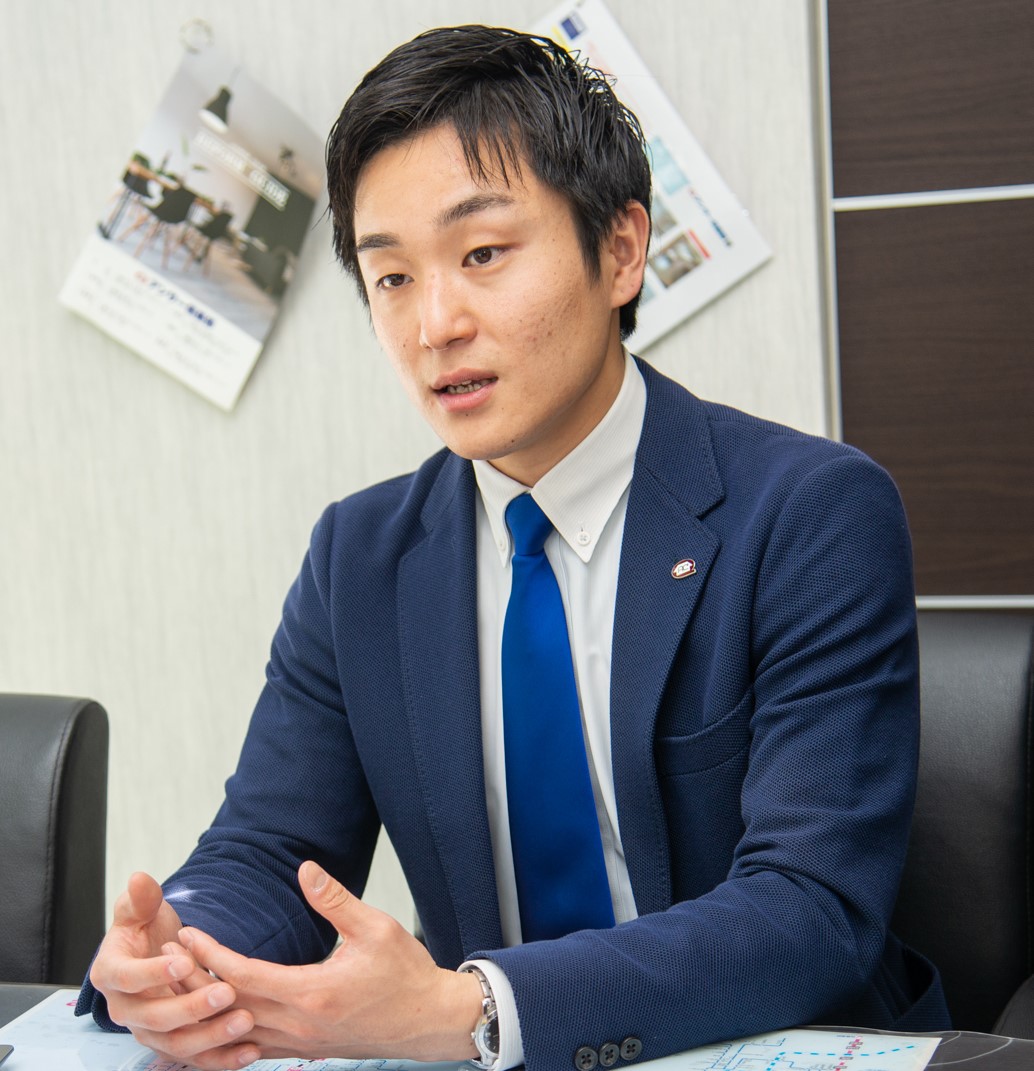山本　健斗