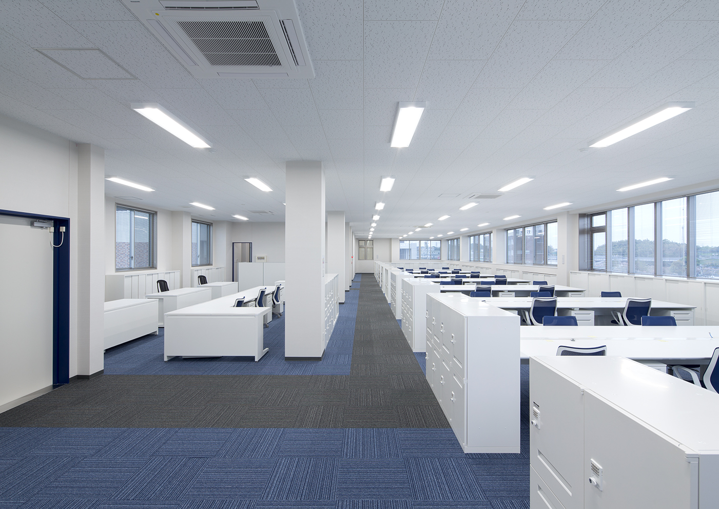 静かで落ち着いた職場です