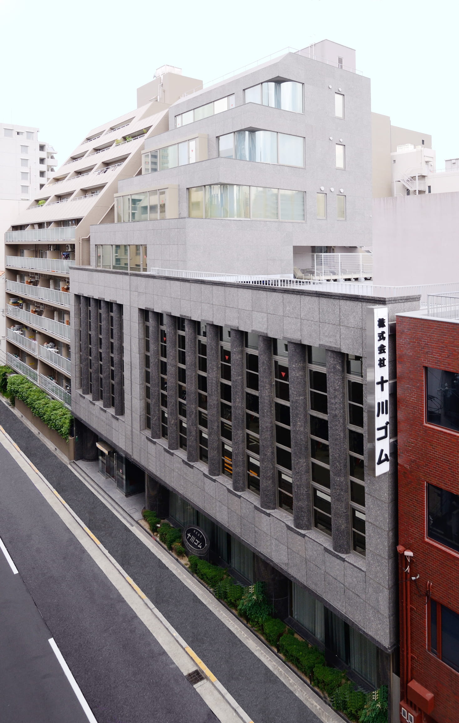 本社ビル