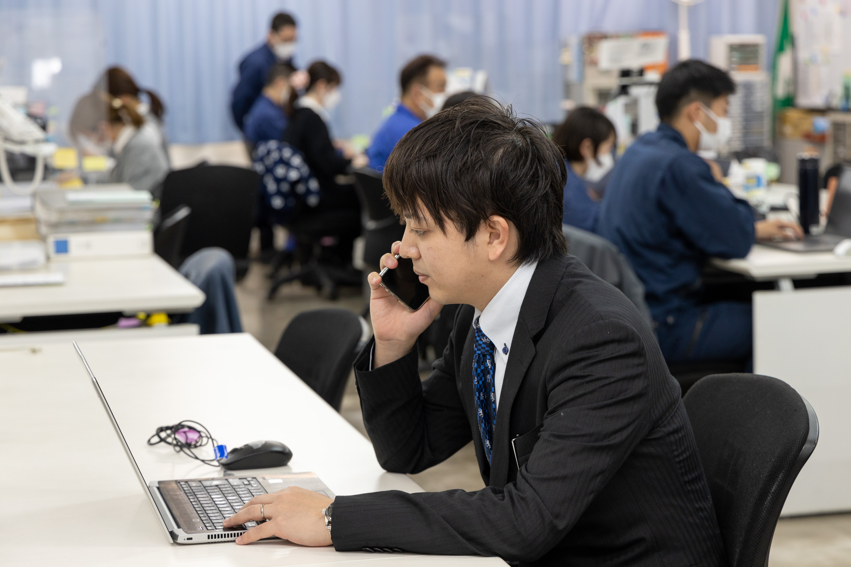 まもる人を育て安心安全をまもり続けます