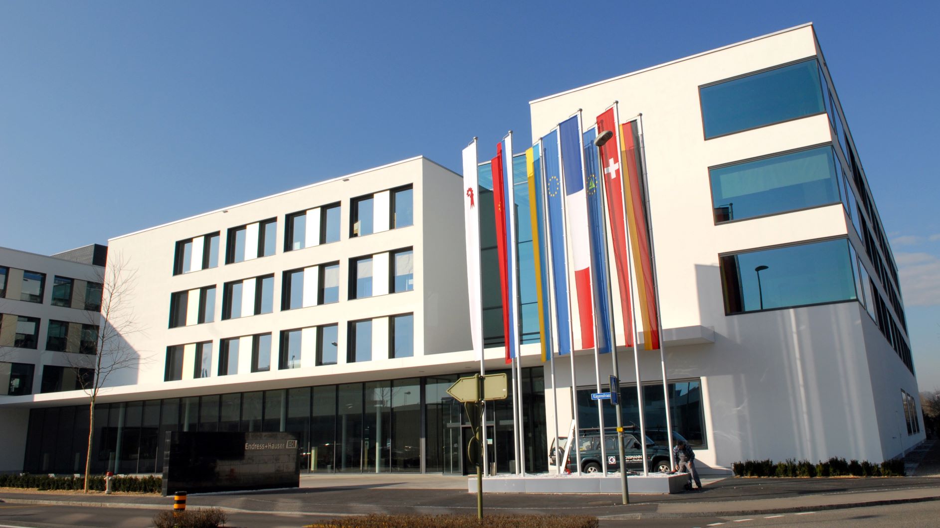スイス本社